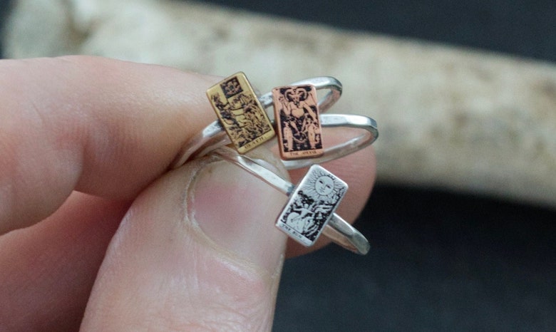 Tarot card occult rings